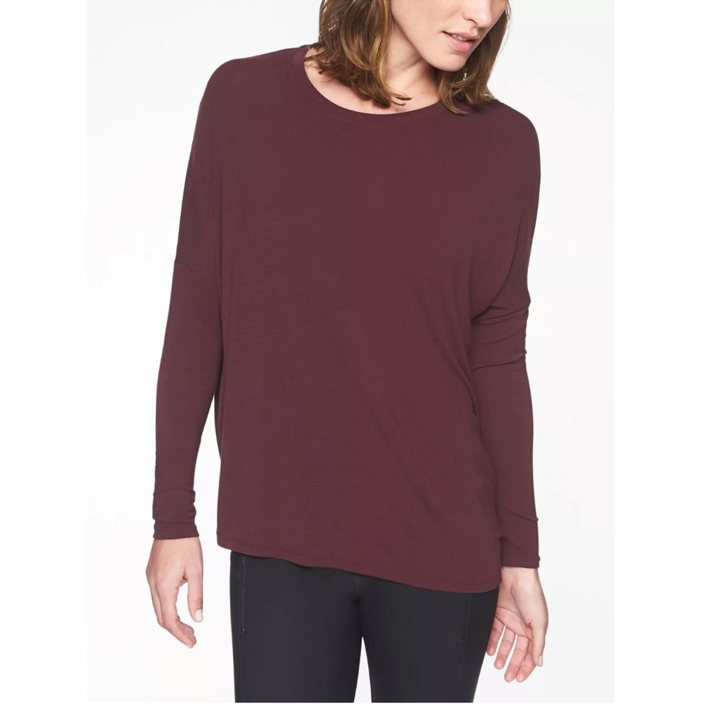 Athleta Asymmetrical Cloudlight Relaxed Asym Top in Auberge